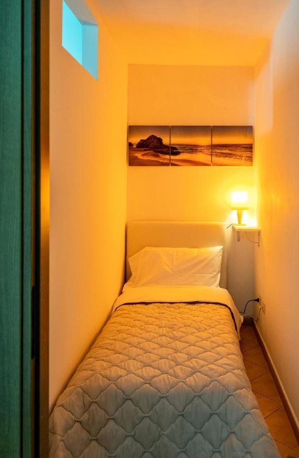 ליקאטה Casa Vacanze A' Lanterna מראה חיצוני תמונה